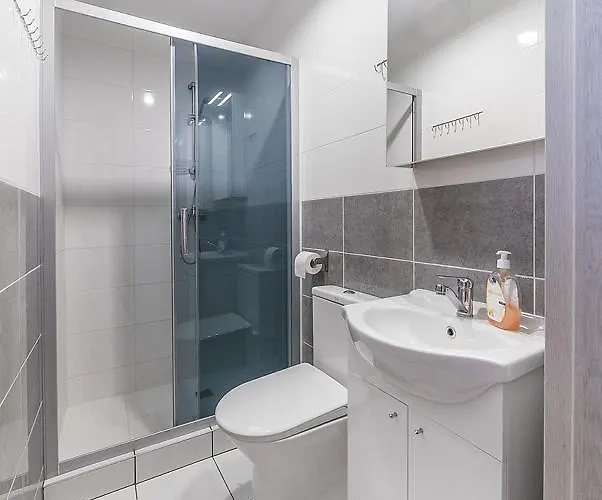 Aplauz ホームステイ *