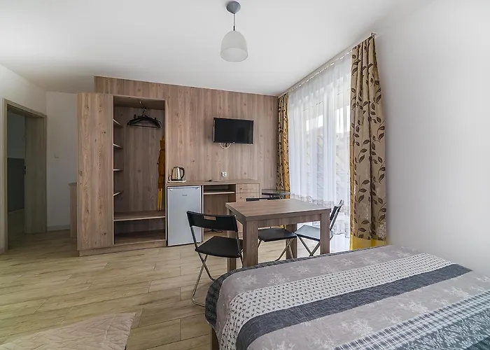 Aplauz ホームステイ カルビア